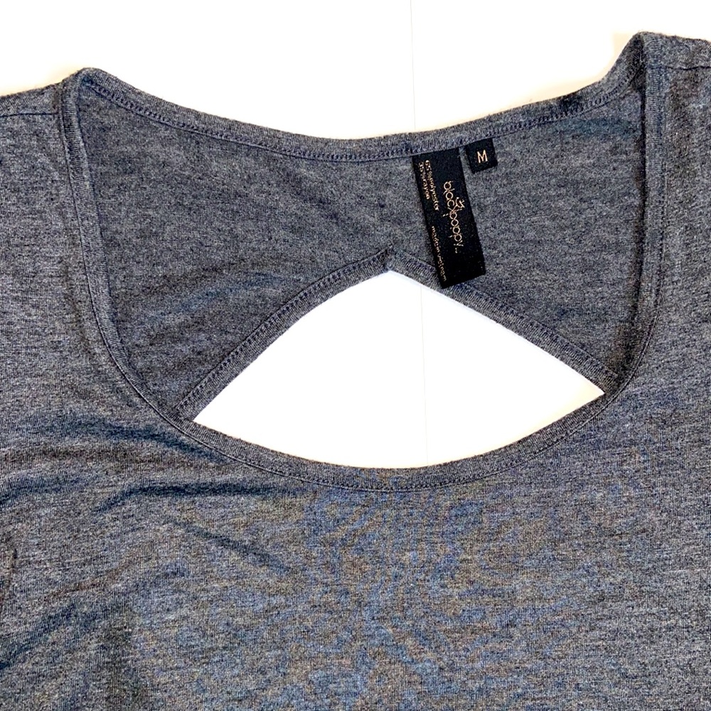 Short sleeve top - Picture 2 of 4